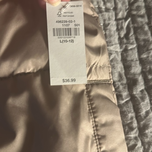 NWT Old Navy Boys Puffy Vest Size L 10-12 - Picture 3 of 3